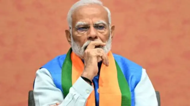 नरेंद्र मोदी