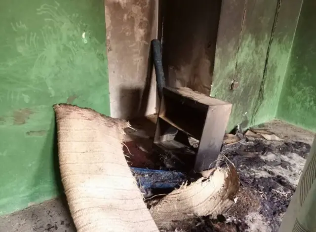 Ụlọụka Alakuba gbara ọkụ