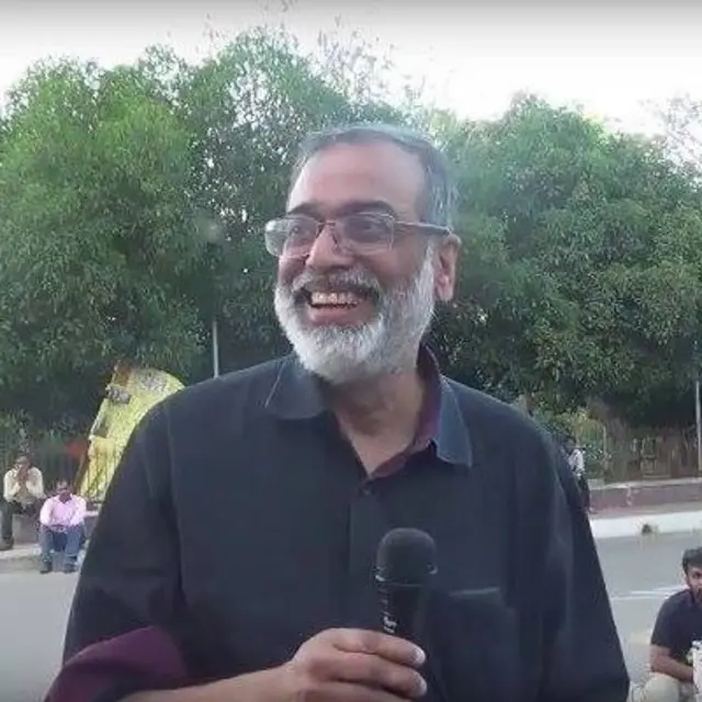 न्यूज़क्लिक के संस्थापक प्रबीर पुरकायस्थ