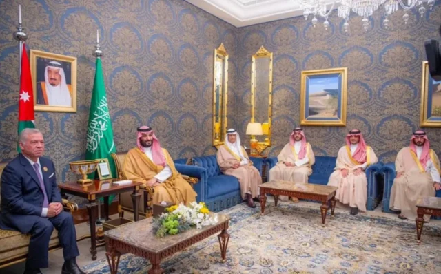 ولي العهد السعودي يلتقي العاهل الأردني الملك عبدالله الثاني