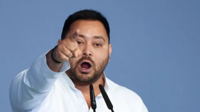 तेजस्वी यादव