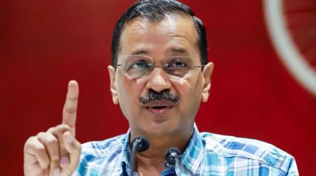 केजरीवालांचं मोदींना आव्हान - 'उद्या दुपारी 12 वाजता भाजपाच्या कार्यालयात येतो आहे...'