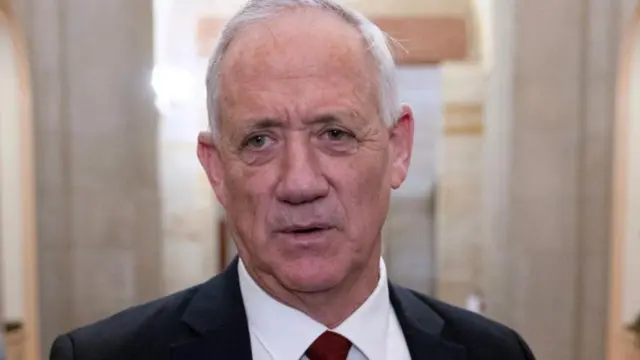 केंद्रीय युद्ध मंत्री बेन्नी गॅंट्झ