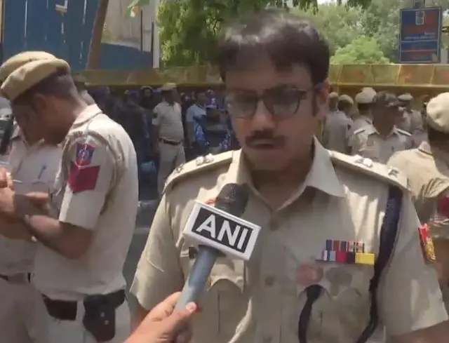 मध्य दिल्लीचे डीसीपी हर्षवर्धन मंडावा