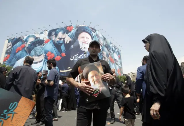 مراسم تشييع الرئيس الإيراني