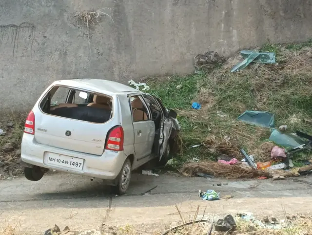 सांगलीच्या चिंचणी येथे कार कालव्यामध्ये पडून सहा जण ठार