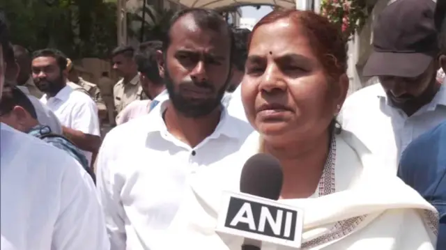 రోొహిత్ వేముల తల్లి రాధిక