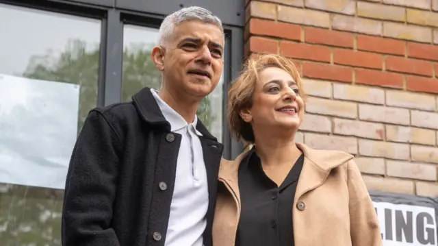 सादिक़ ख़ान