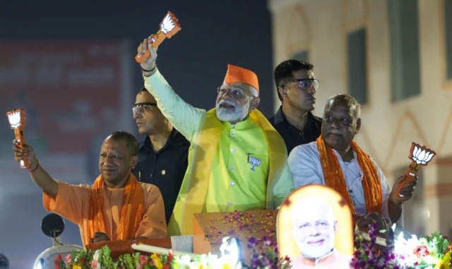 नरेंद्र मोदी