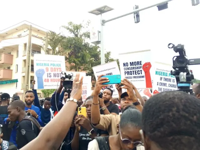 Ndi ntaakụko  emeela ngaghariiwe maka nnwụchi Daniel Ojukwu
