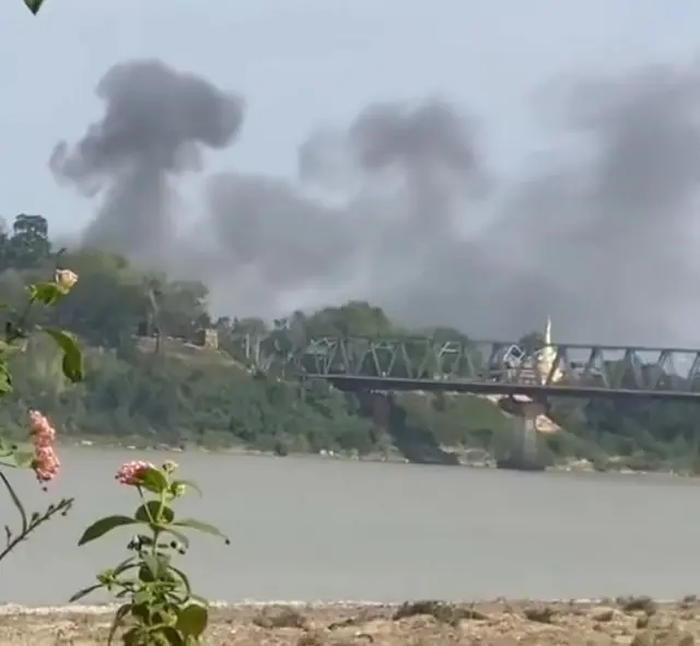 ဗလမင်းထင်တံတားအနီး တိုက်ပွဲဖြစ်ပွား‌ခဲ့တဲ့မြင်ကွင်း