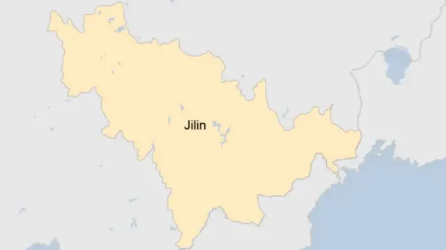 यह घटना उत्तरी चीन के जिलिन प्रांत के एक पार्क की है