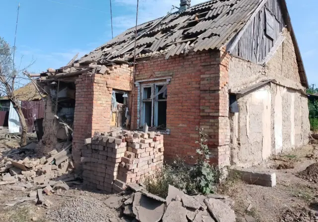 Поврежденное здание
