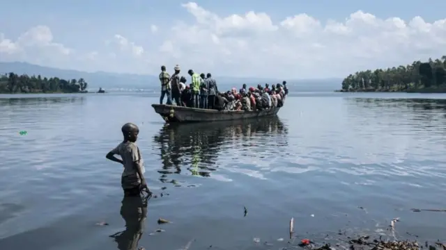 Ndị nọ n'ụgbọmmiri na-eme njem
