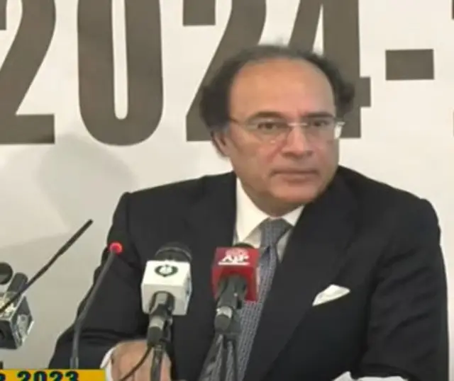 وزیر خزانہ محمد اورنگزیب