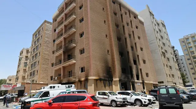 Ụlọelu gbara ọkụ na Kuwait, ebe mmadụ iri anọ na itoolu nwụrụ