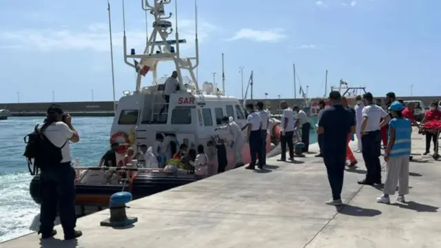 इटली, जहाज़