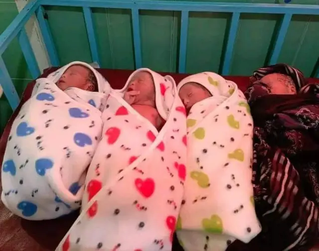 Diimman lakkuu afur yeroo tokkotti dhalatan