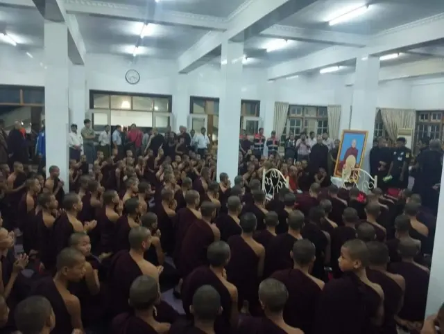 ပဲခူးမြို့၊ ဝင်းနိမ္မိတာရုံကျောင်းတိုက်မှာ ပြန်အပူဇော်ဖို့ ရောက်ရှိလာတဲ့ ဘဒ္ဒန္တမုနိန္ဒာဘိဝံသ ရုပ်ကလာပ်