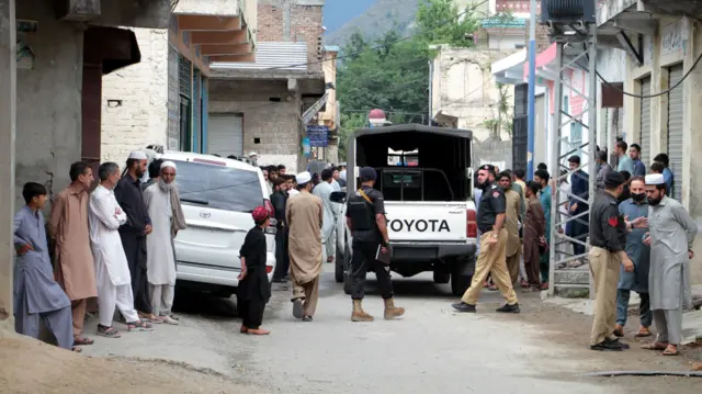 مدین میں توہین قرآن کے الزام پر قتل: مقدمے میں نامزد 23 افراد گرفتار، پولیس