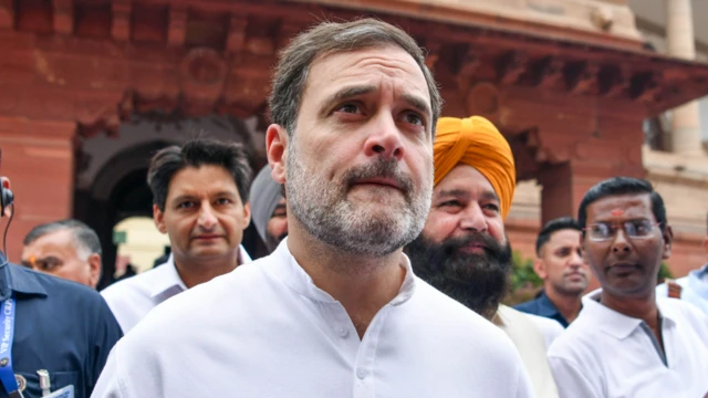 राहुल गांधी