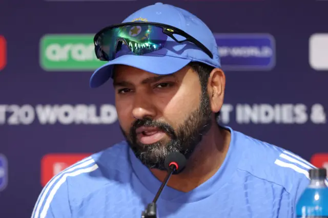 रोहित शर्मा