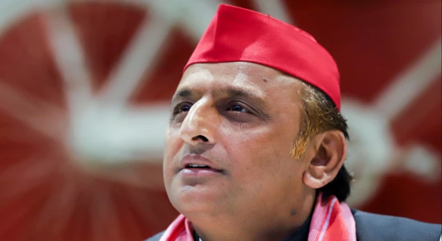 अखिलेश यादव