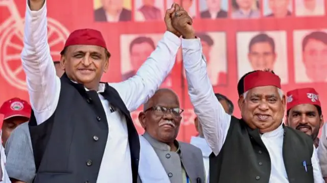 अखिलेश यादव और अवधेश प्रसाद