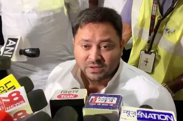 तेजस्वी यादव