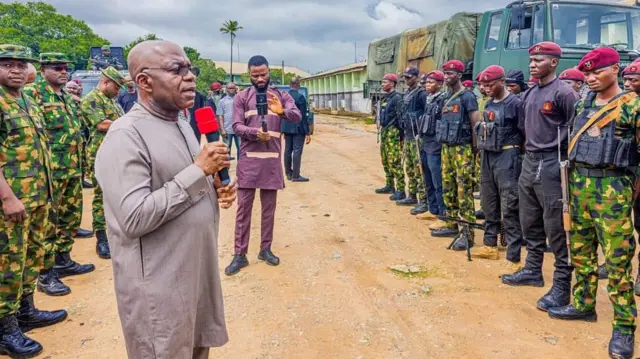 Gọvanọ Alex Otti