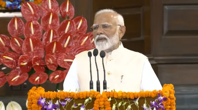 मोदी