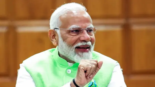 मोदी