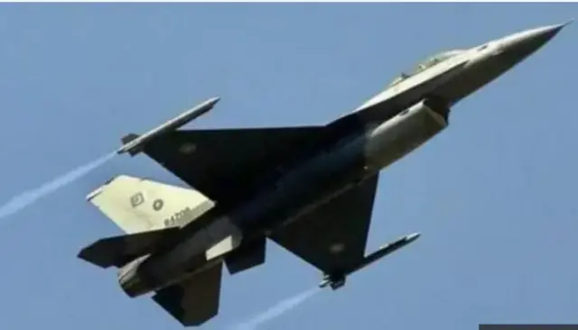 fighter jet