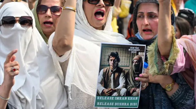 عمران خان، بشریٰ بی بی، اسلام آباد، پاکستان