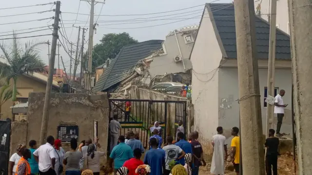 Ụlọ dara n'Abuja