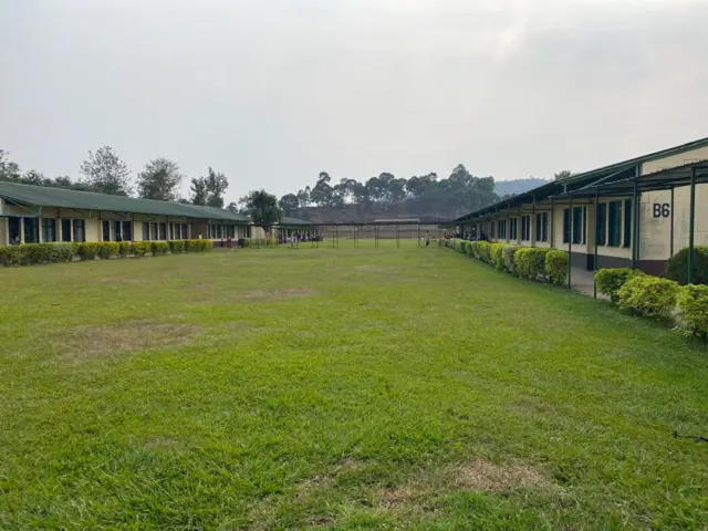 Kuri ibi biro by'itora aha hahoze imirongo miremire y'abaje gutora