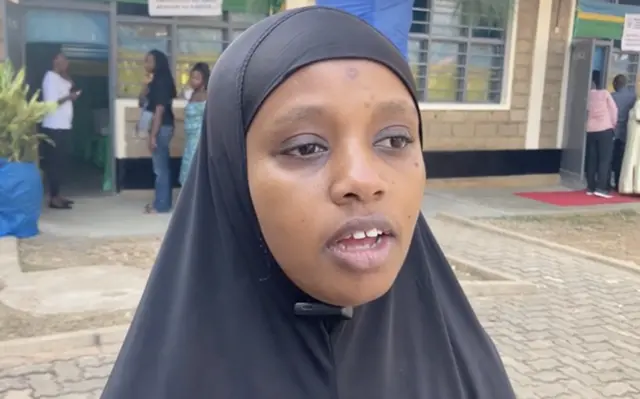 Shadia Umutesi aganira n'umunyamakuru wa BBC nyuma yo gutora