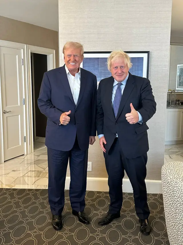 Джонсон, Трамп
