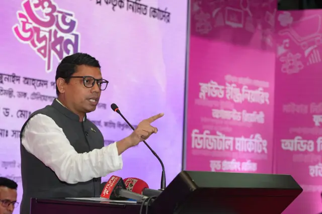 ডাক, টেলিযোগাযোগ ও তথ্যপ্রযুক্তি প্রতিমন্ত্রী জুনাইদ আহ্‌মেদ পলক