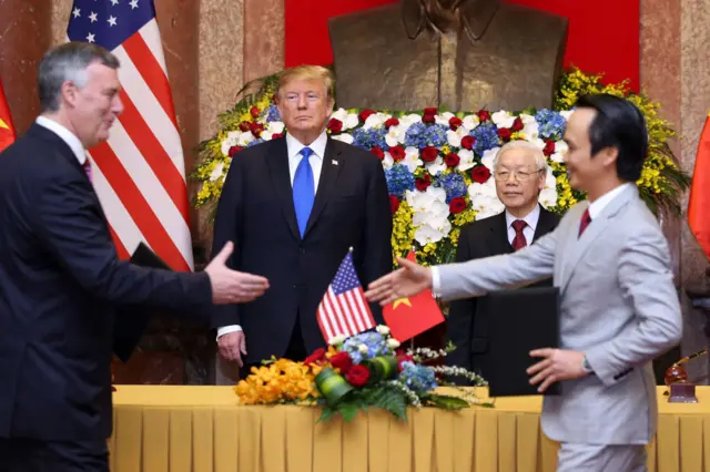 Tổng thống Mỹ Donald Trump và Tổng Bí thư Nguyễn Phú Trọng tại Hà Nội năm 2019