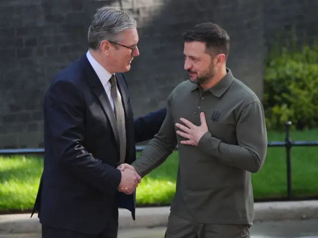 стармер и зеленский
