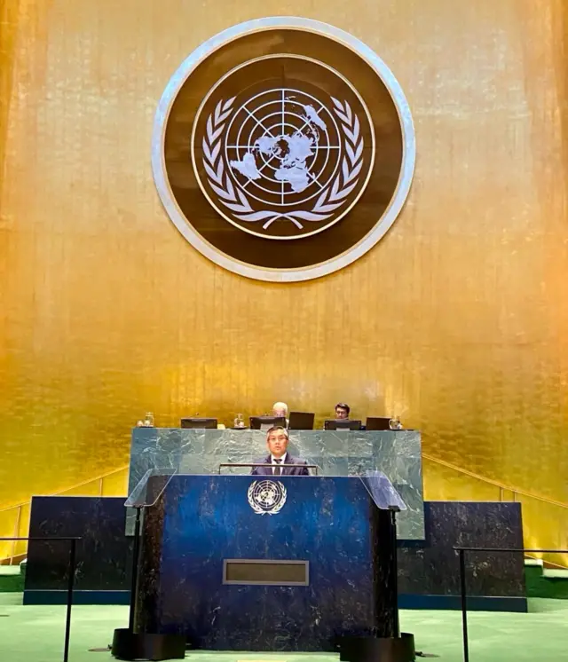 စစ်ရာဇဝတ်မှုဒဏ်ခံနေရတဲ့ မြန်မာကိုကယ်ဆယ်ဖို့ ကုလ ဘာစောင့်ဆိုင်းနေလဲ ဦးကျော်မိုးထွန်း မေးခွန်းထုတ်