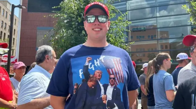 डोनाल्ड ट्रंप