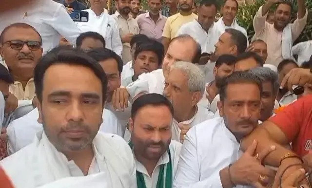 राष्ट्रीय लोकदल के राष्ट्रीय अध्यक्ष जयंत चौधरी