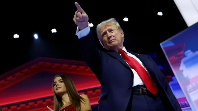 ရီပတ်ဘလီကန် ကိုယ်စားလှယ်လောင်း ‌ဒေါ်နယ် ထရန့်