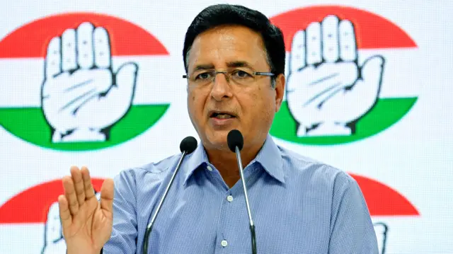 कांग्रेस नेता रणदीप सुरजेवाला (फ़ाइल फ़ोटो)