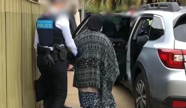 Nwaanyị a tụrụ nga maka ịmanye nwa ya nwaanyị lụọ di