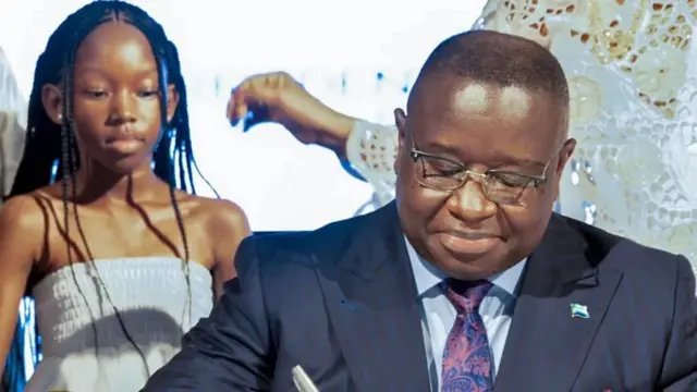 Julius Maada Bio na nwa ya nwaanyi