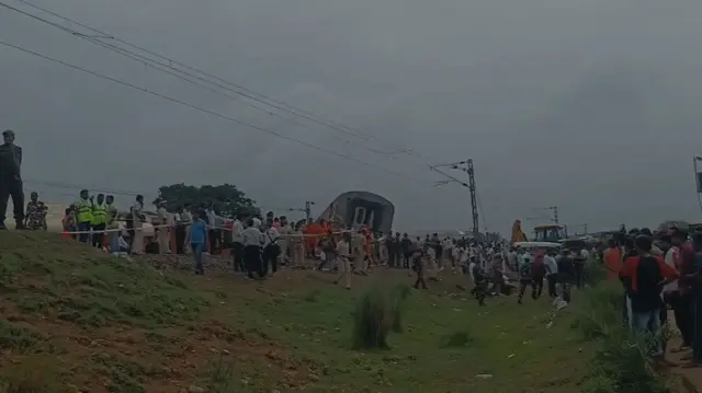 मुंबई-हावड़ा ट्रेन हादसा
