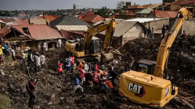Mbụzeala egbuola mmadụ 12 na Uganda